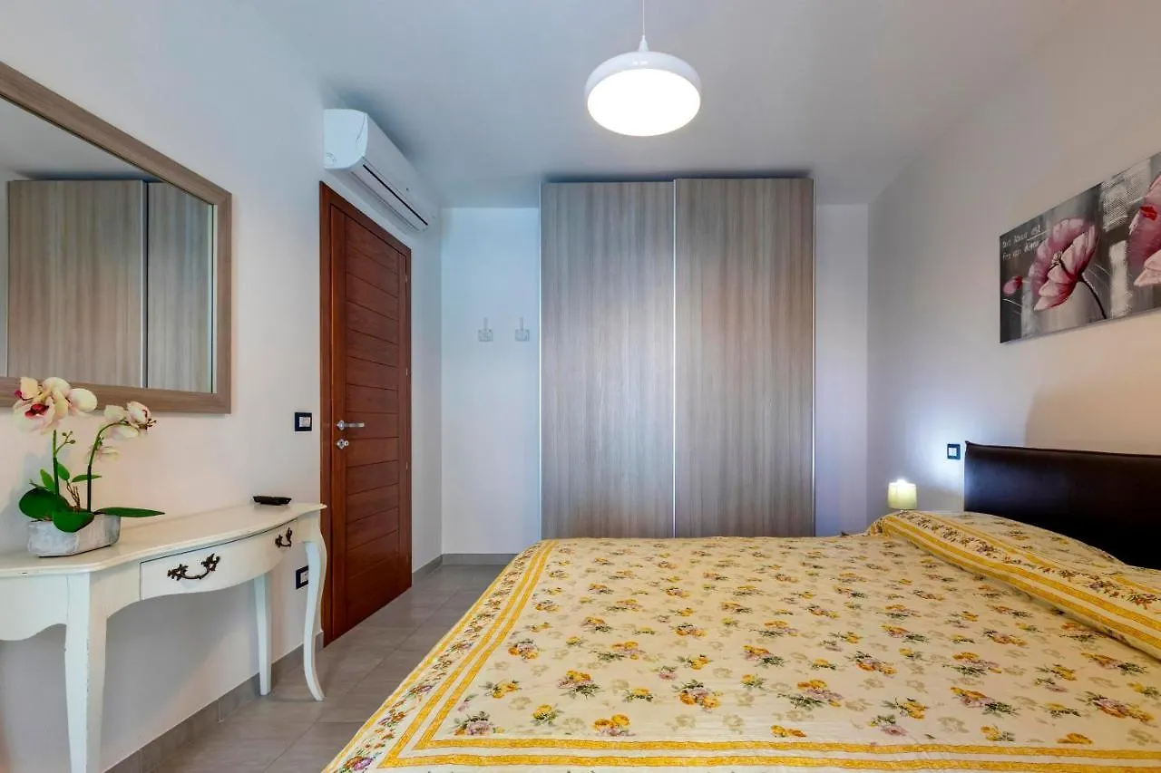 Mediterraneo apartment Alghero 0*,  Italia